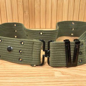 Vintage Pistol Belt Olive Size 40, Made in Japan